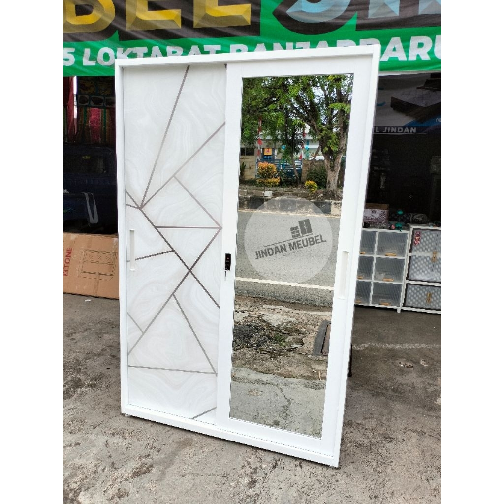 lemari besi pakaian pintu geser luarkota