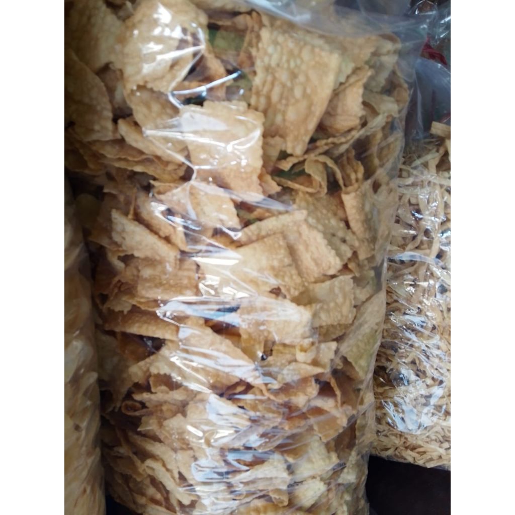 

keripik bawang pangsit