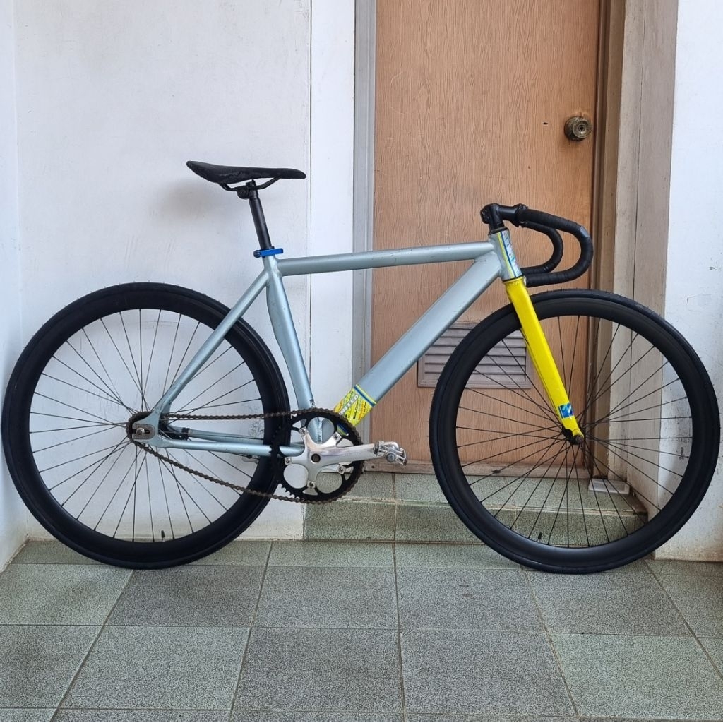wts fullbike fixie soloist 79 size 51. alloy. torpedo.