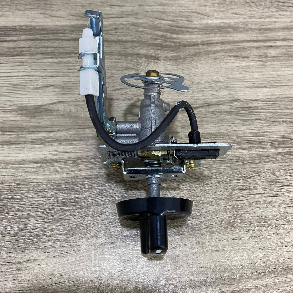 MESIN PEMANTIK KOMPOR GAS RINNAI BARU Mesin Pemantik Kompor Rinnai 1 dan 2 Tungku single spuyer + kn