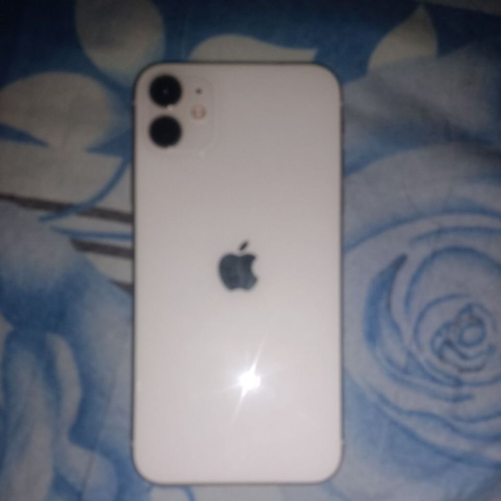 iPhone 11 second