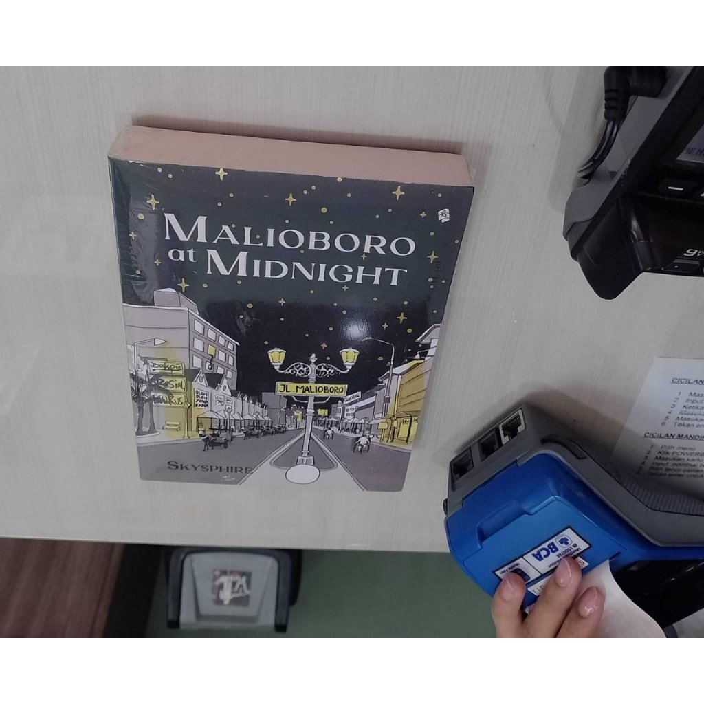 

Pl Novel Malioboro at Midnight