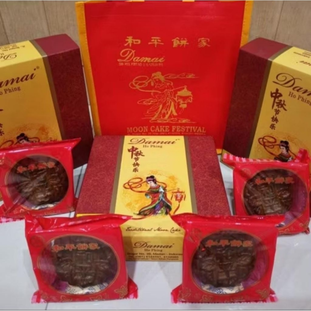 

MOONCAKE HO PHING / KUE BULAN DAMAI