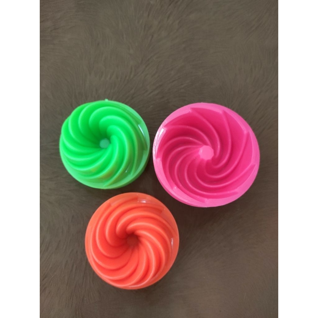 12 Biji Cetakan Bolu Kukus Puding Twister Ulir Diameter 7cm
