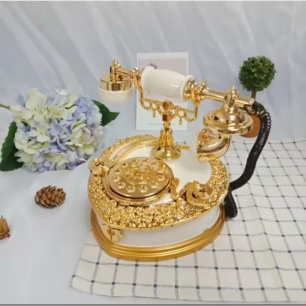 TELEFON KOTAK MUSIK VINTAGE