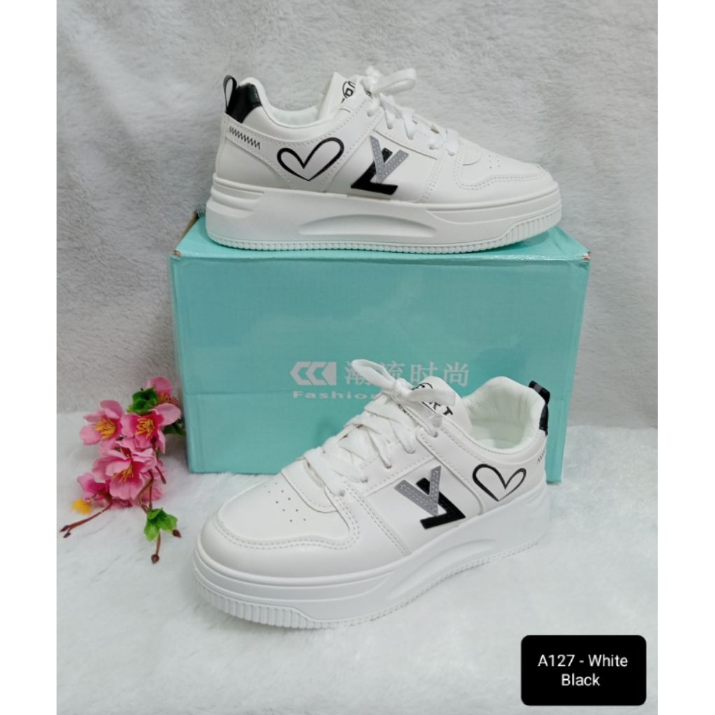 SEPATU SNEAKER FASHION PUTIH CEWEK IMPORT KEKINIAN