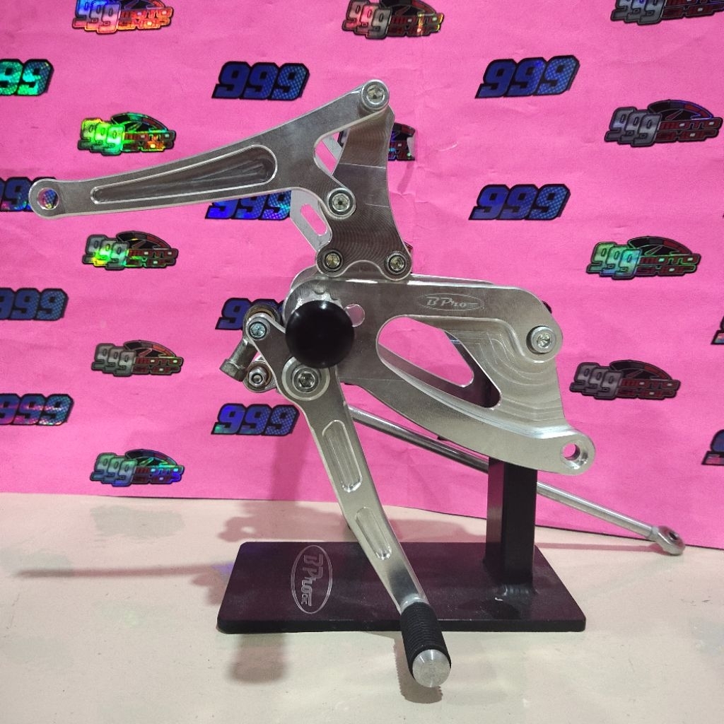 bpro racing footstep underbone r15 v3 v4 r15v3 r15v4 new mt15 xsr155 yamaha black hitam step ub