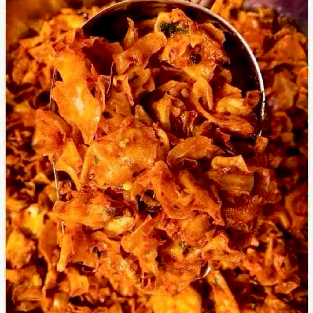 

Termurah Manggleng Keripik Singkong Pedas Balado Daun Jeruk 250gr Viral