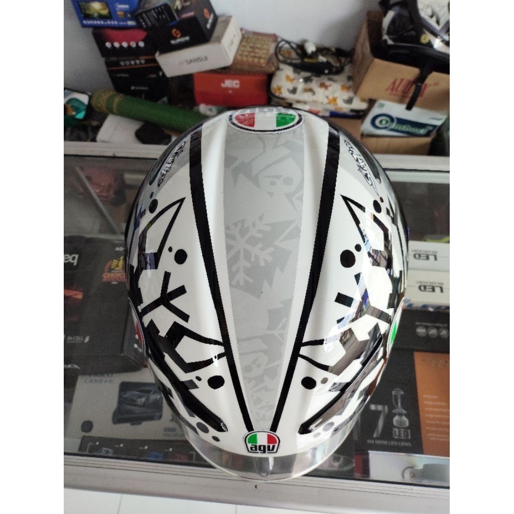 helm ala agv