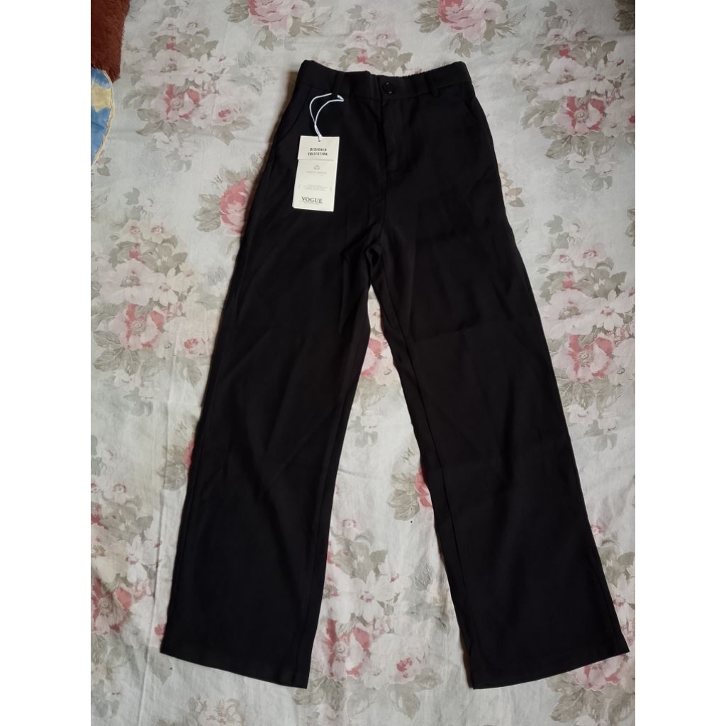 [NEW] Celana hitam VOGUE sz M