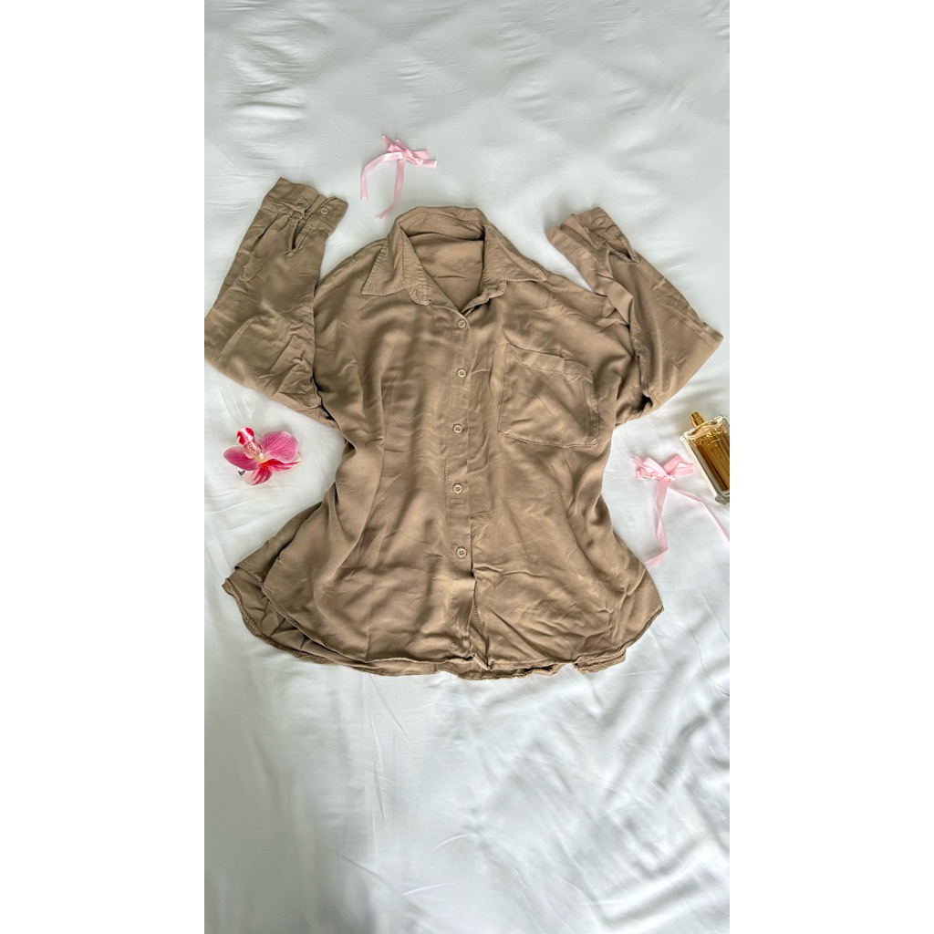 [PRELOVED] Kemeja Taupe