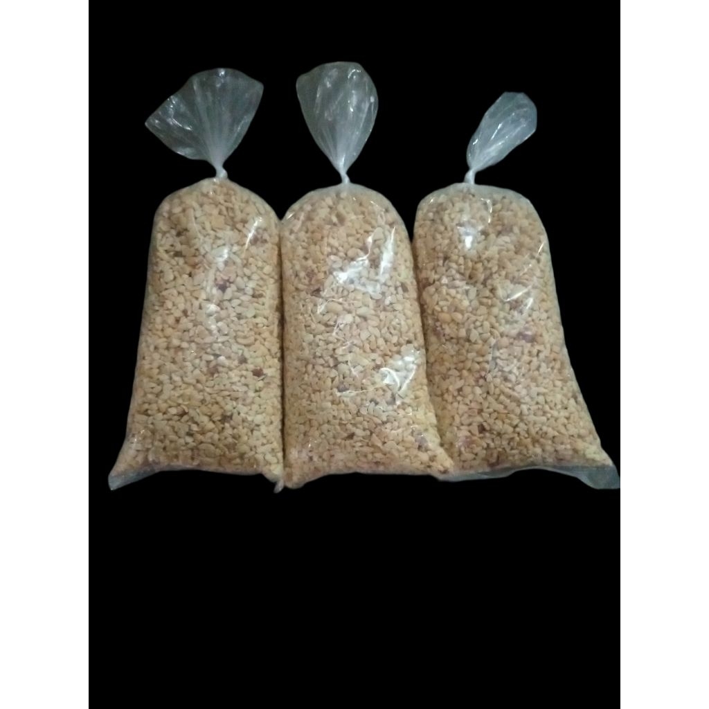 

KACANG CACAH REPACK 250GR