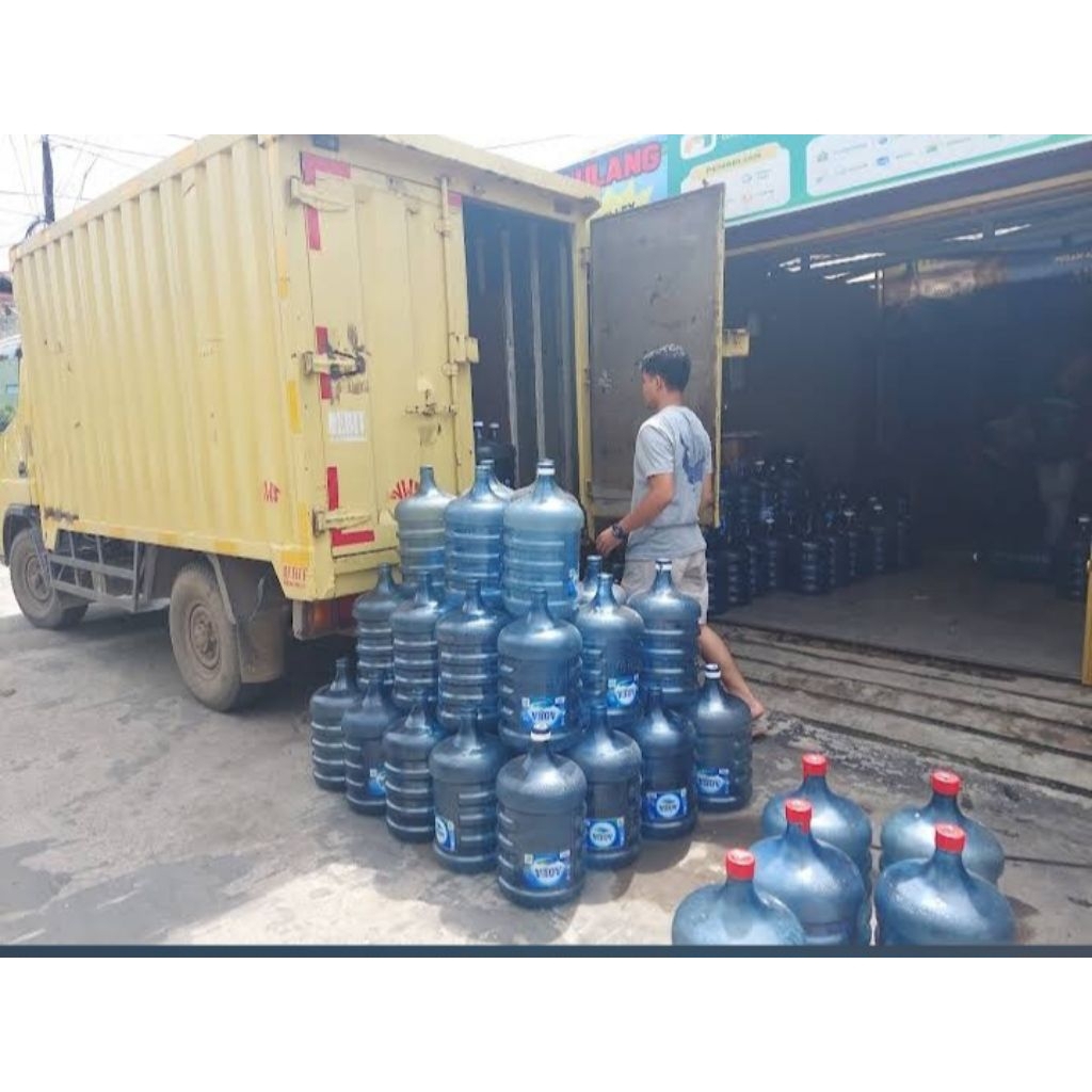 

Aqua Galon+Isi 19 Liter