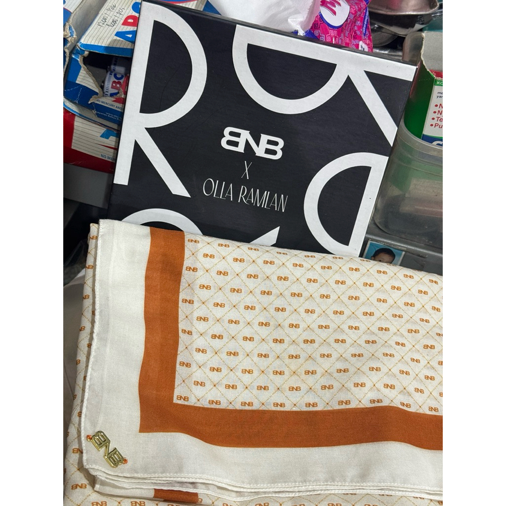 PRELOVED BNB BRAND NO BRAND JILBAB OLLA RAMLAN OLIVER SCARF BEIGE BALIKPAPAN SAMARINDA BUKAN NEW TAP