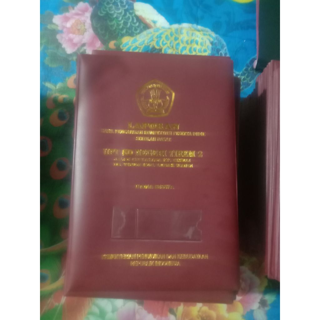 

sampul rapot dan izasah 5/10 kantong
