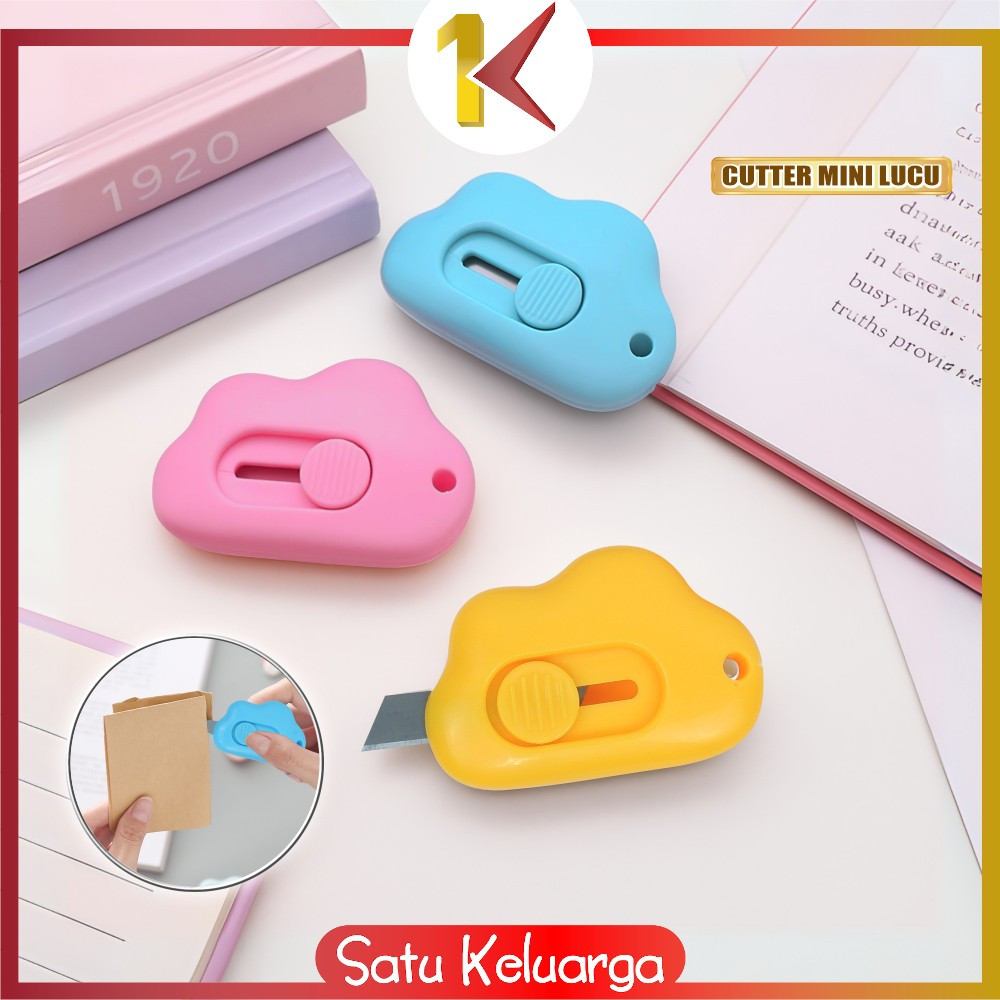 

SK-C953 Cutter Mini Lucu Bentuk Awan / Pisau Kartun Alat Bantu Potong Kertas Alat Tulis Kantor / Pisau Cutter Mini Model Awan Cutter Portable