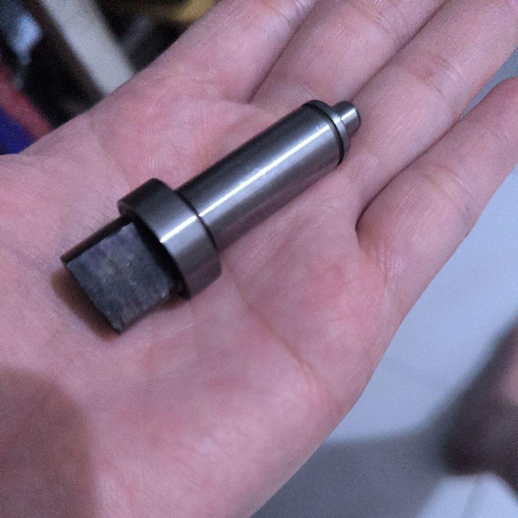 Spindle As MT580 / As Spindel Mesin Circular Saw Maktec