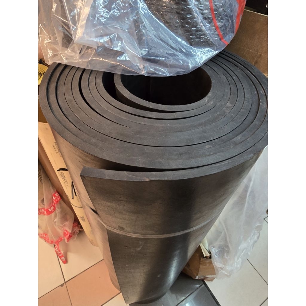 Karet Hitam Lembaran 8mm