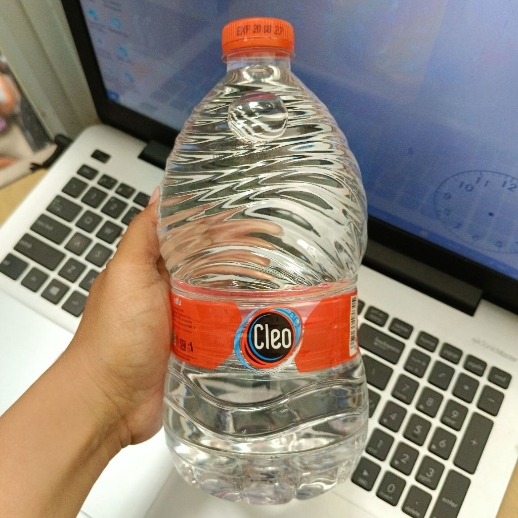 

Cleo botol 1 liter kemasan baru