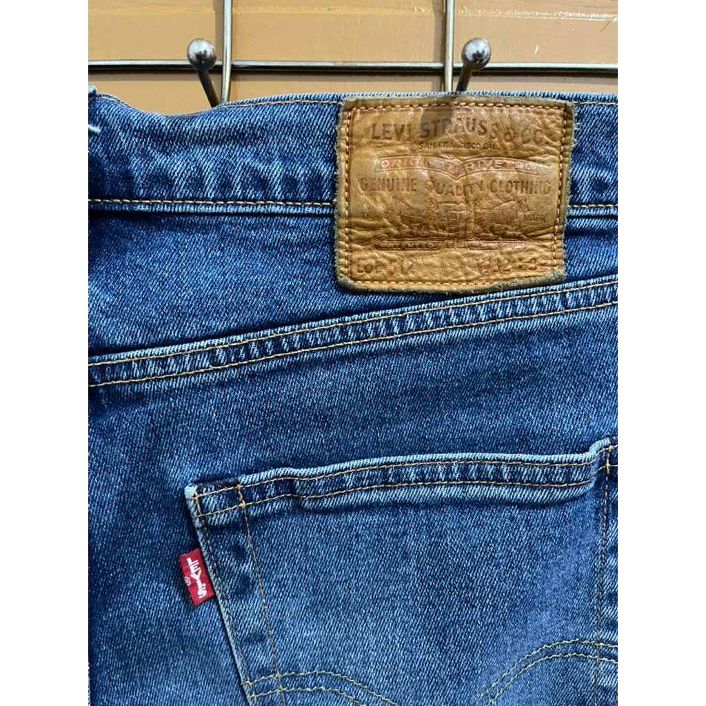 LEVI’S 512