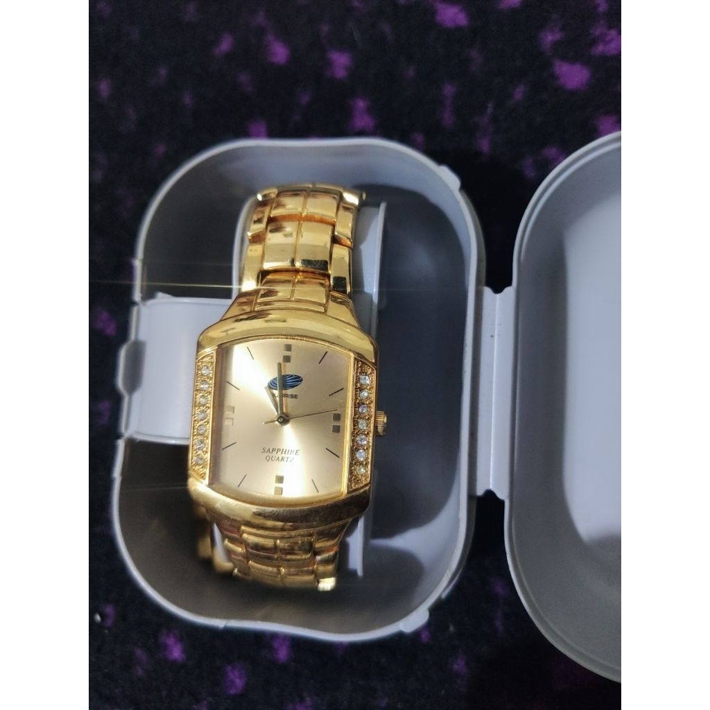 Jam Tangan Sunrise Shappire Quartz warna Gold Made In Arab Saudi