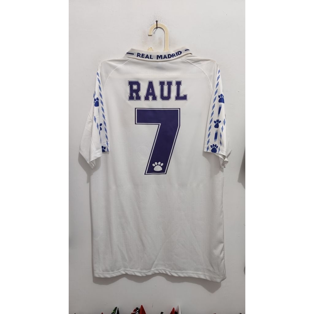 jersey retro Madrid Raul size xl