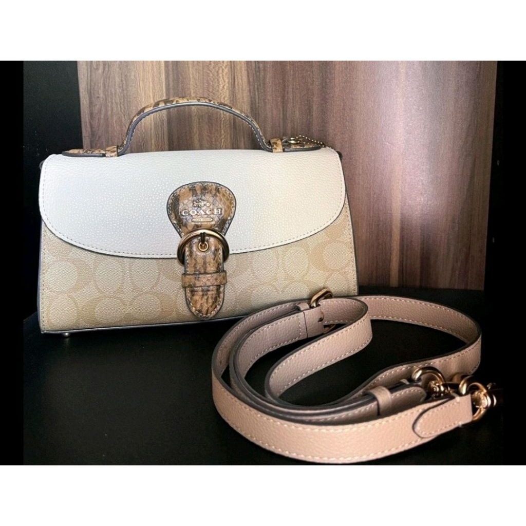 Coach Kleo preloved