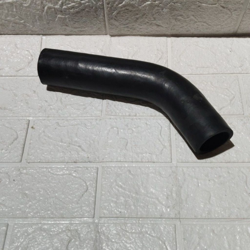 Selang radiator colt diesel Mitsubishi FE81