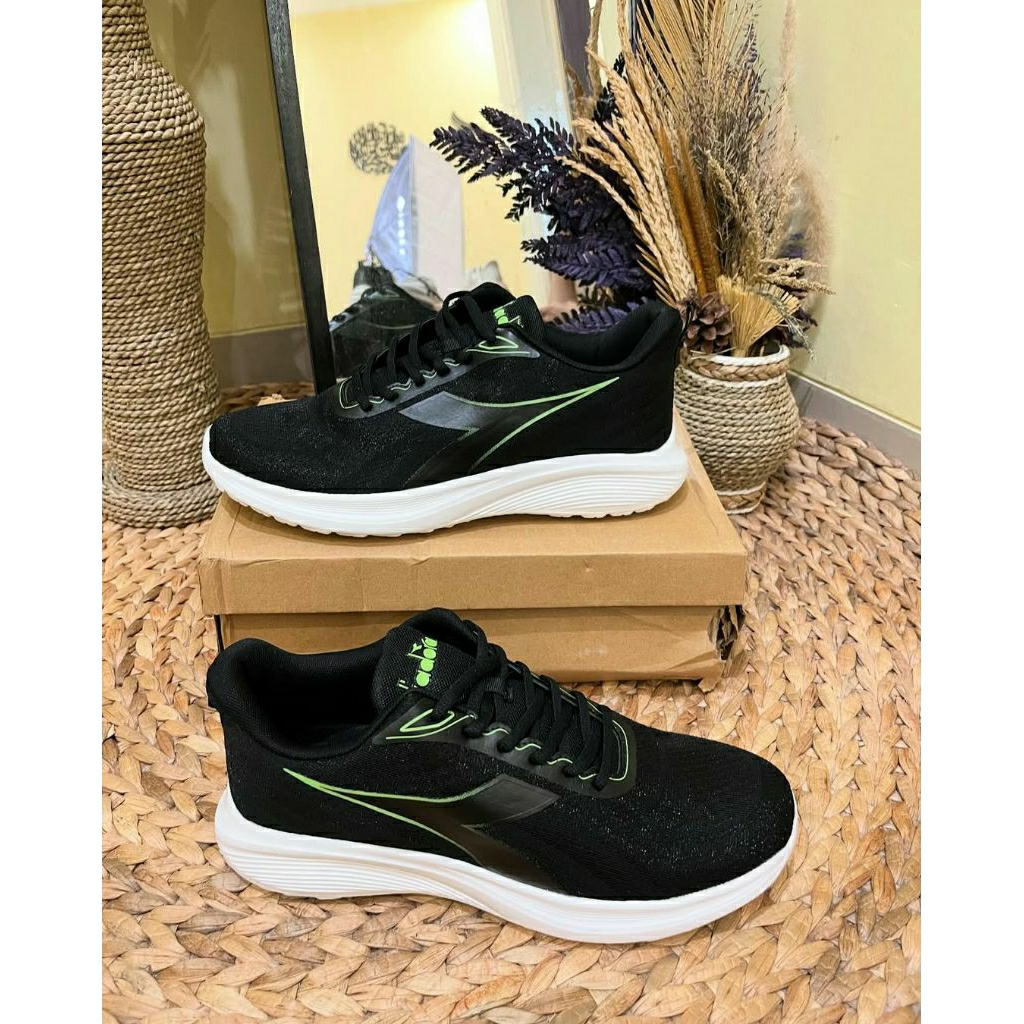 Original Sepatu Running Men's Diadora Manva 43