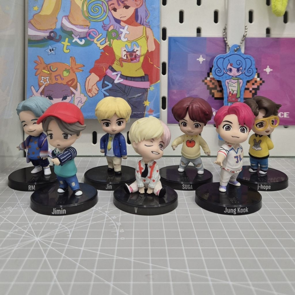 PRELOVED BTS Tiny Tan Character Mini Vinyl Figure Mattel official | orginial asli second figurine fi