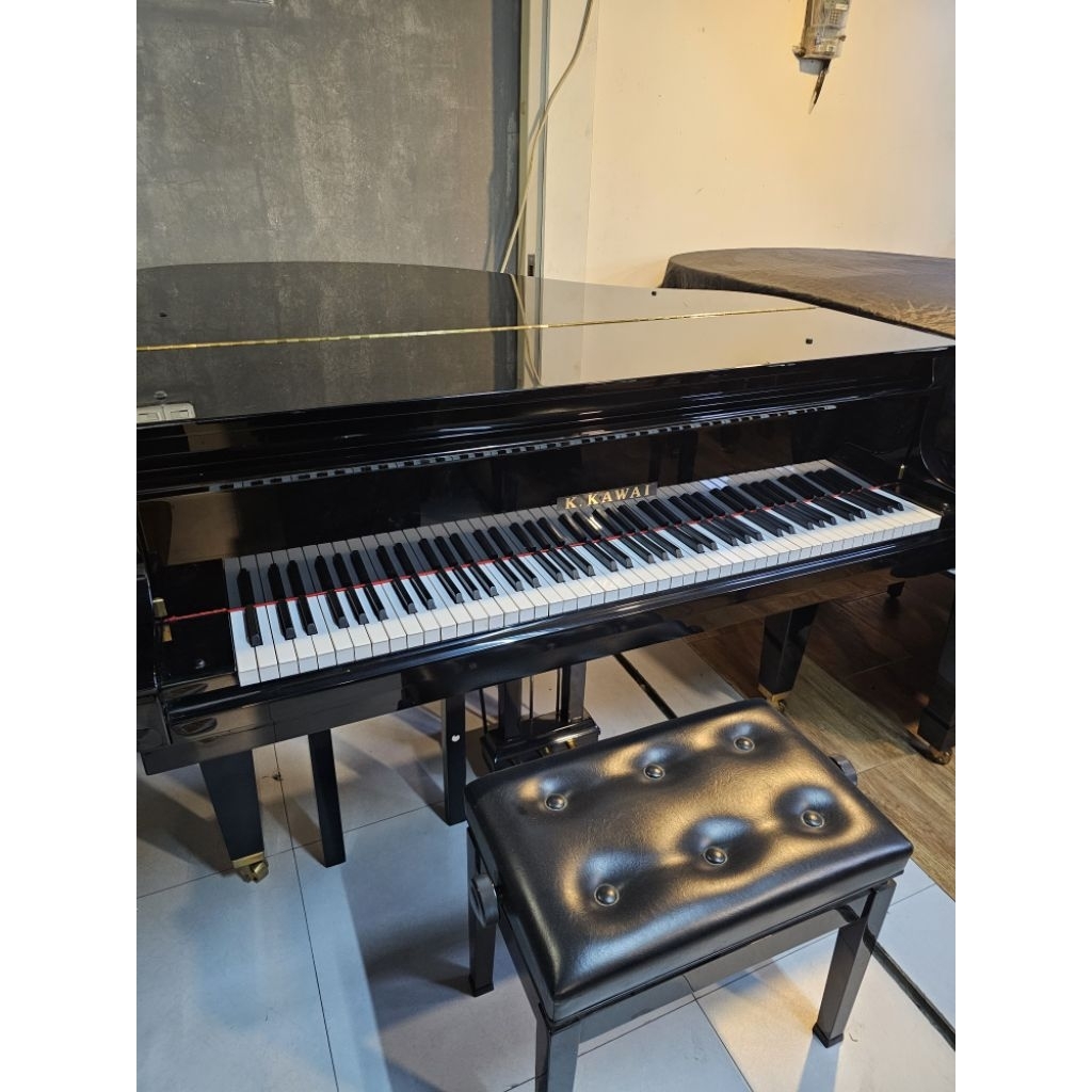 Grand Piano Kawai GL10.