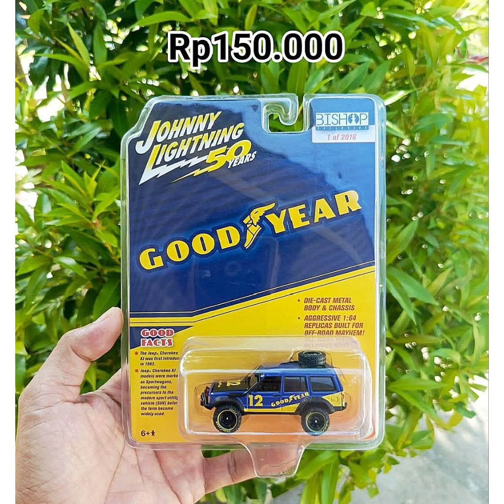 Johnny Lightning Jeep Cherokee