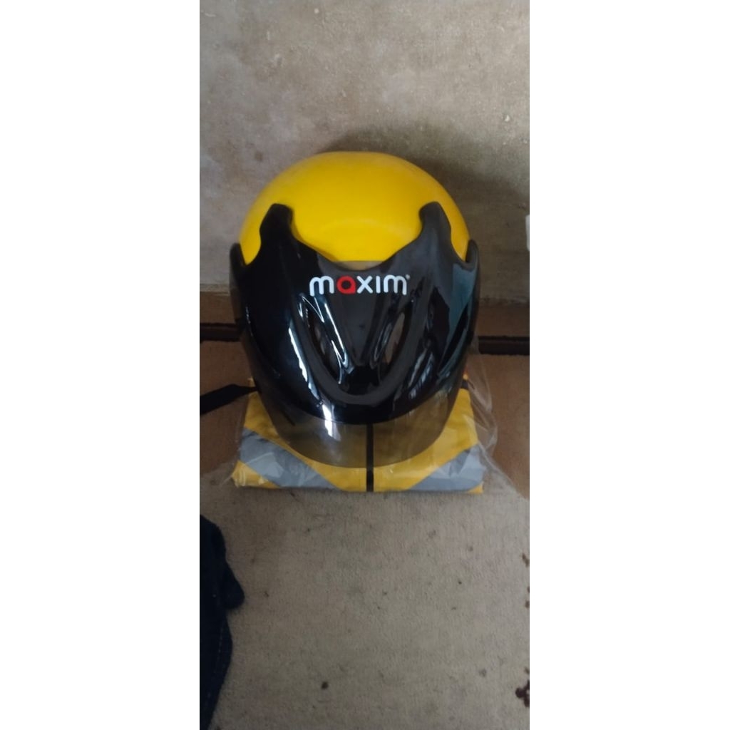 Paket atribut ojol jaket dan helm maxim/grab