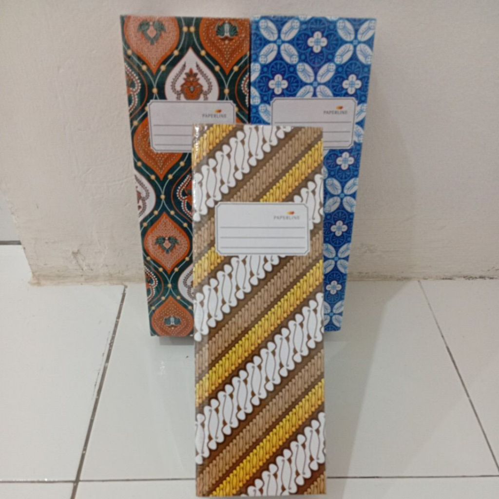 

Buku hard cover Expedisi Paperline isi 5 buku (harga di atas untuk harga per/pak isi 5 buku).