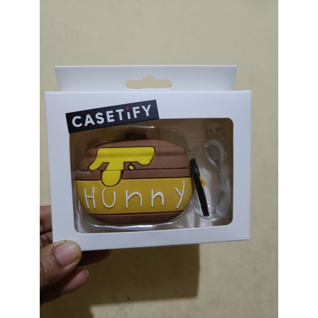 EARPHONE Casetify seri POOH