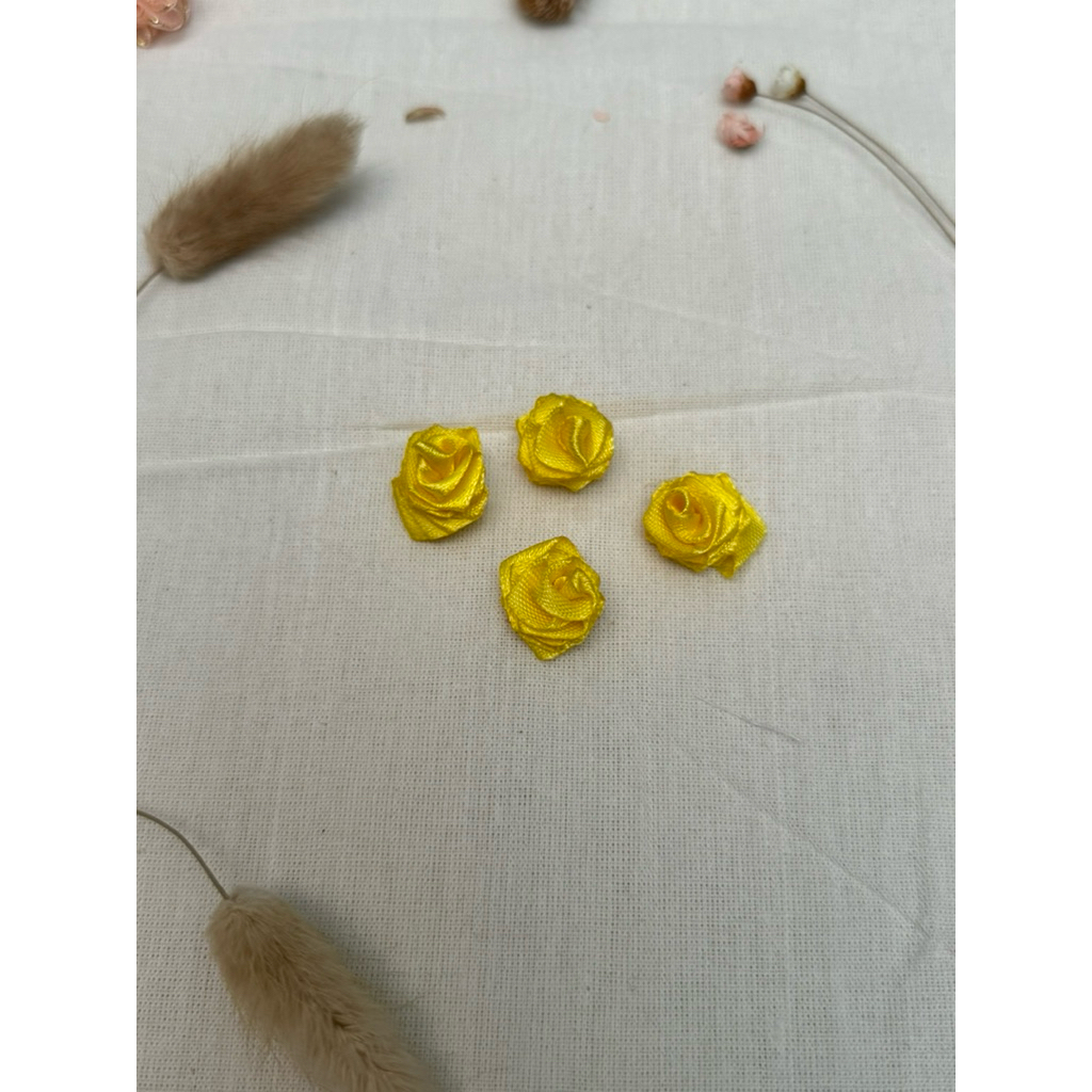 

Dekorasi bunga pita kuning kecil 069