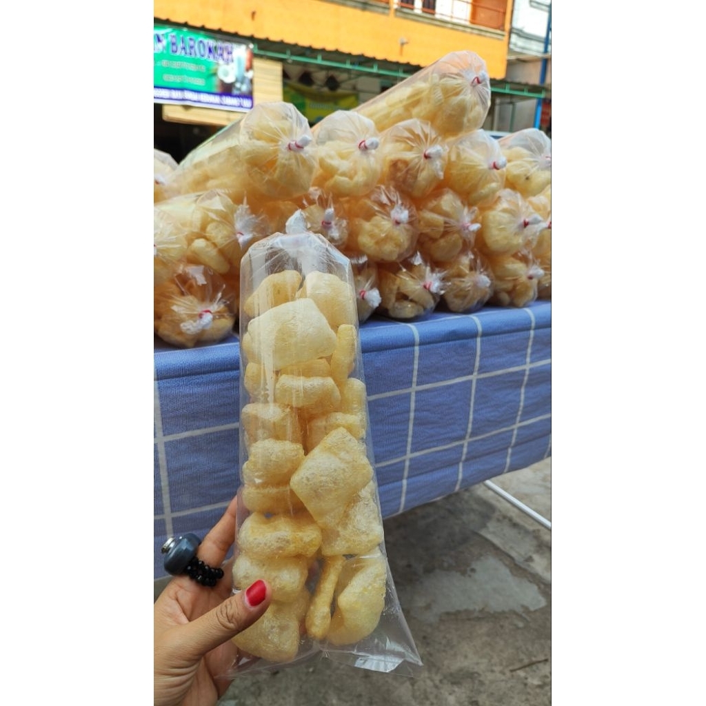 

kerupuk kulit sapi asli Padang 50gr cocok untuk di masak krecek