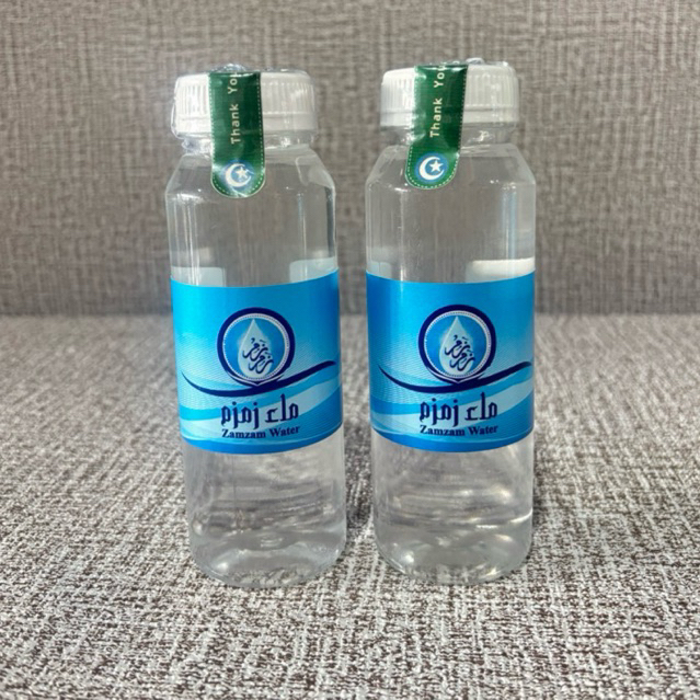 

Air Zamzam / Zam Zam 250ml Oleh Oleh Haji Umroh