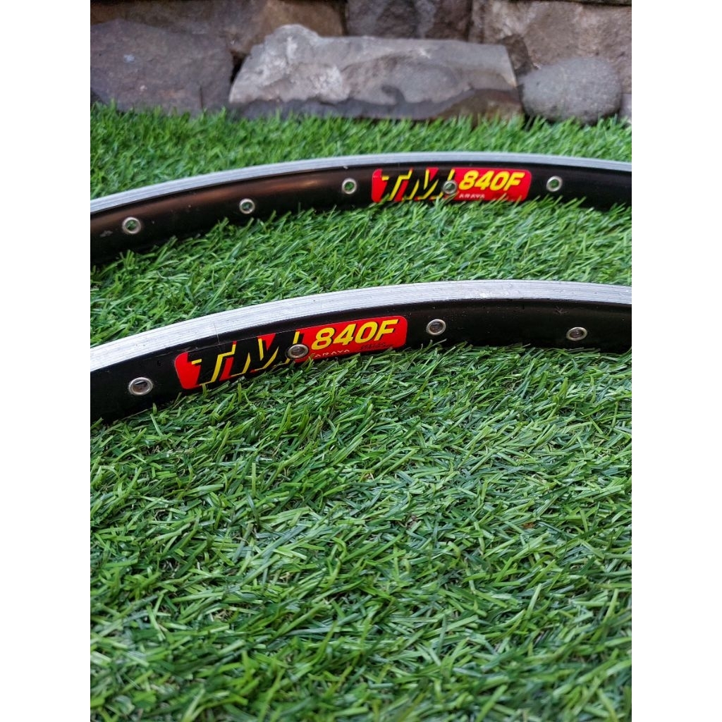 RIMS VELG ARAYA TM 840F 26x32 hole