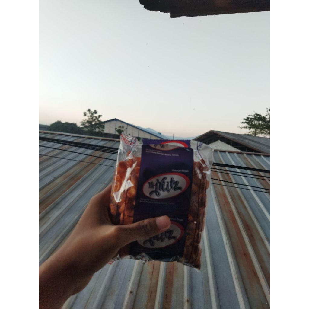 

Makaroni pedas gurih camilan murah bandung