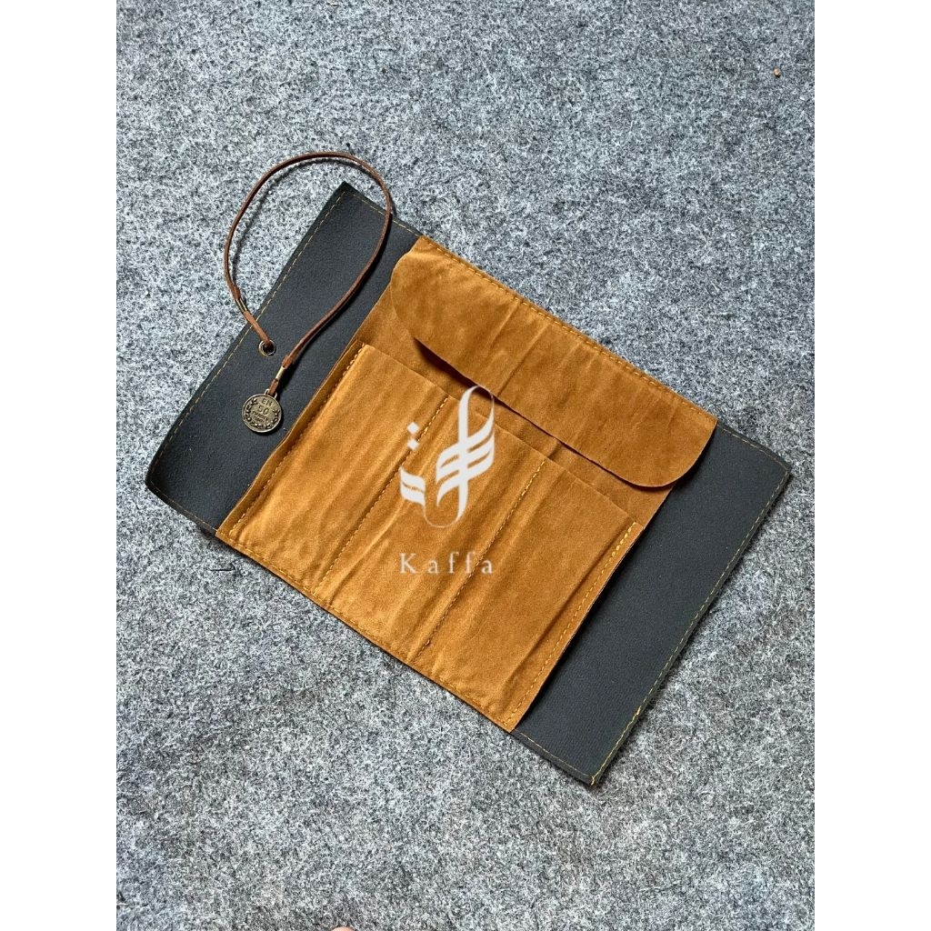 

Tas Pena Kaligrafi / Tempat Kalam