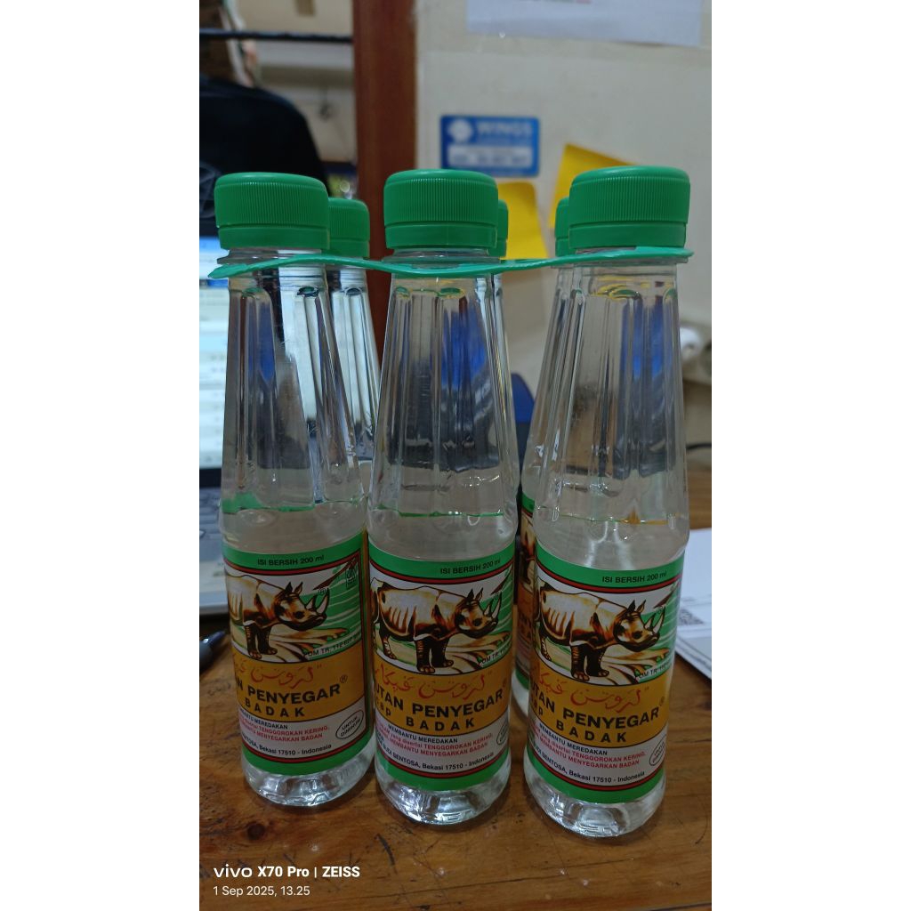 

Larutan Botol Kecil Cap Badak 200ml
