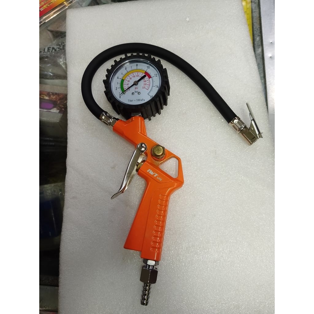 Tire inflator iwt tools