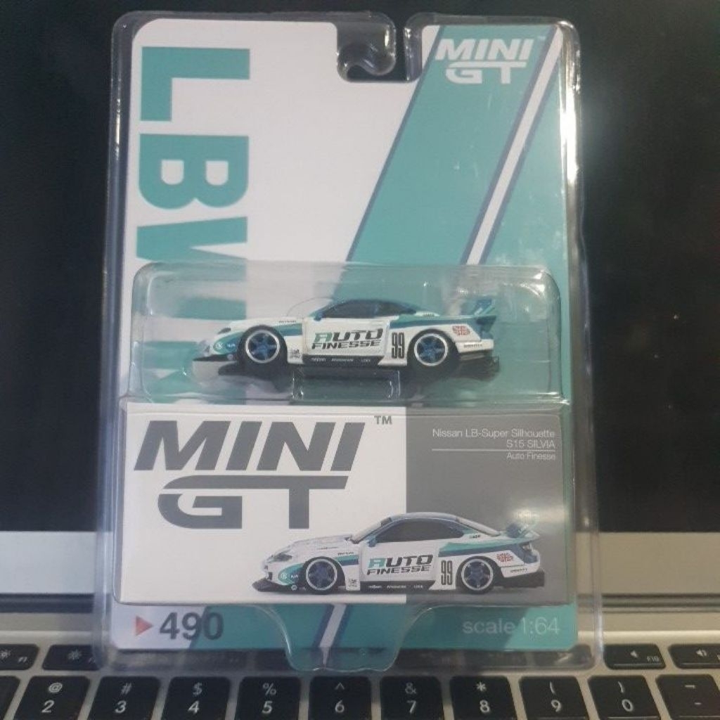 Mini GT 490 Nissan LB-Super Silhoutte S15 SILVIA