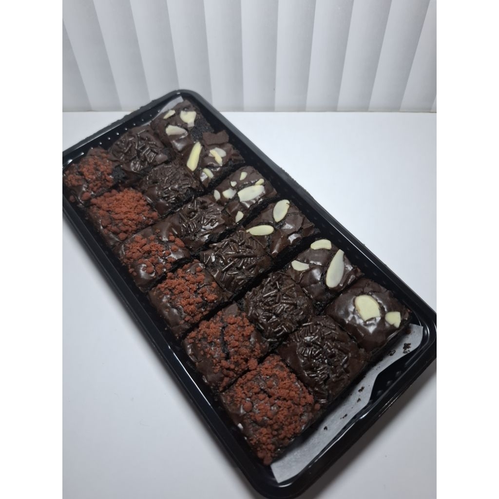 

Dypra Brownies Bali | Brownies Bali Coklat | Dypra Brownies Coklat (10x20)