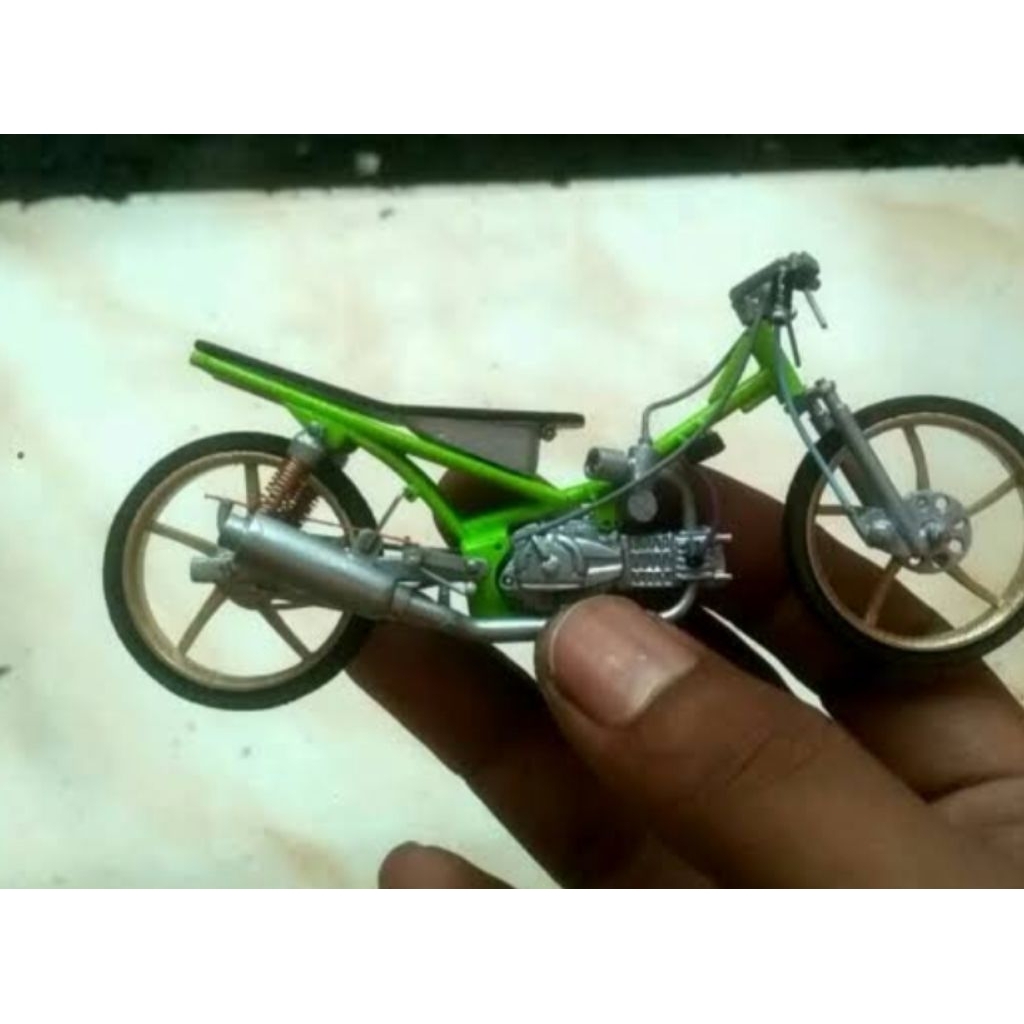 miniatur motor drag Yamaha Jupiter ala arm Rayong Thailand