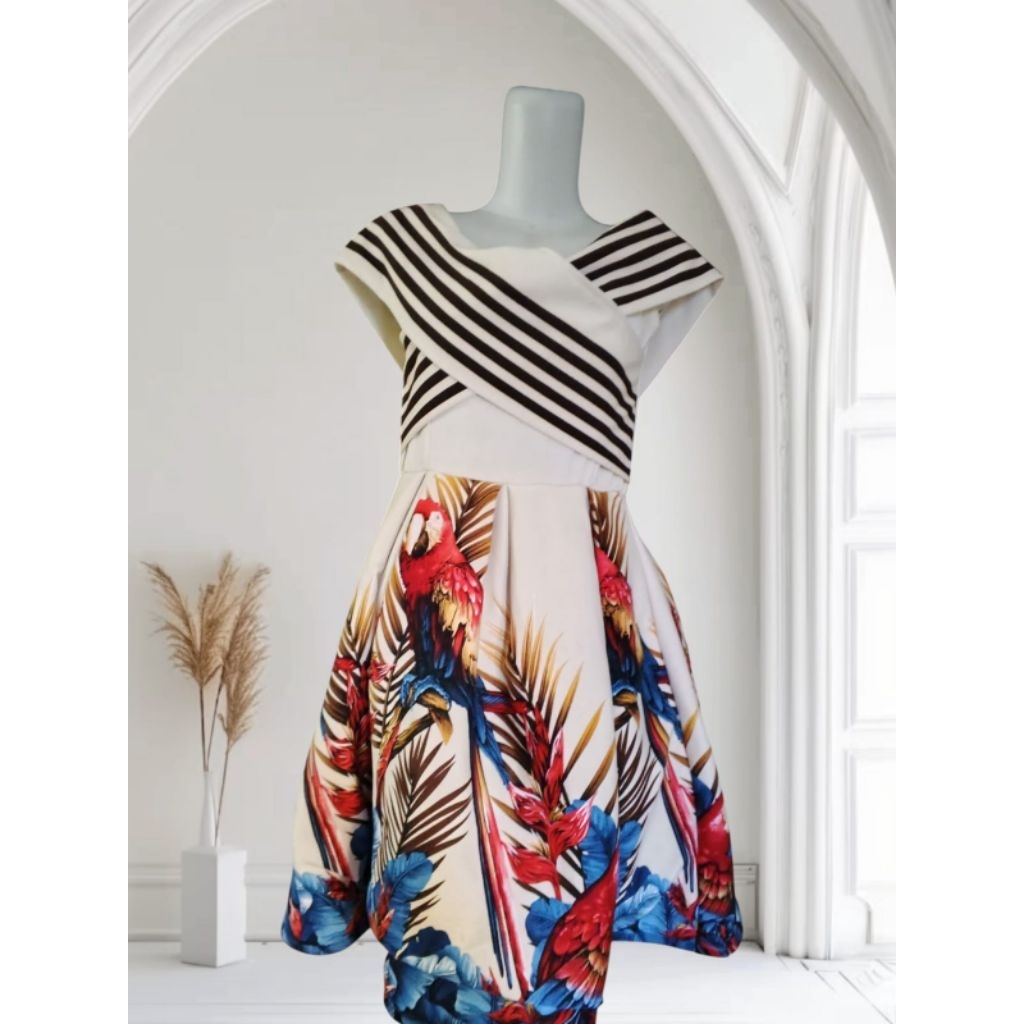Dress Motif Burung Baju Penyanyi Panggung Gaun Murah Wanita