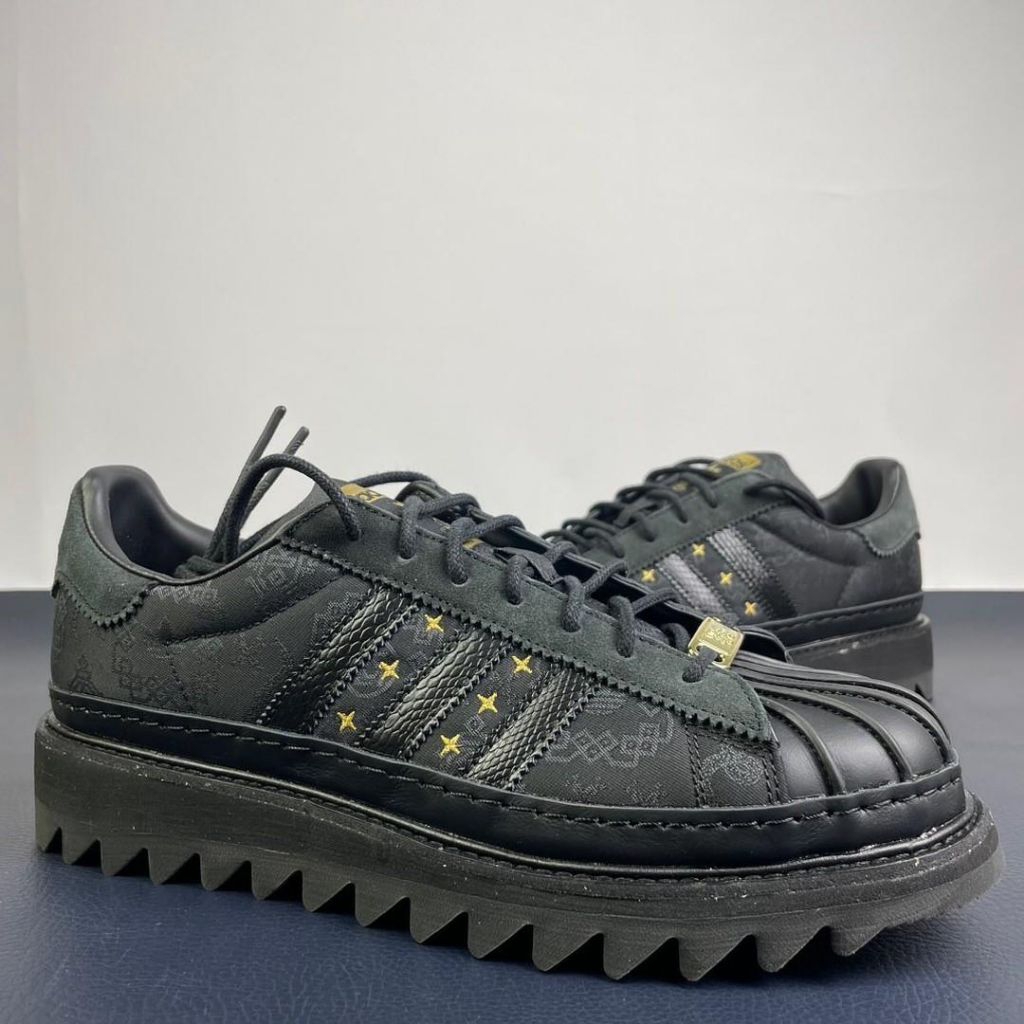 Adidas Superstar x Clot size 42,5