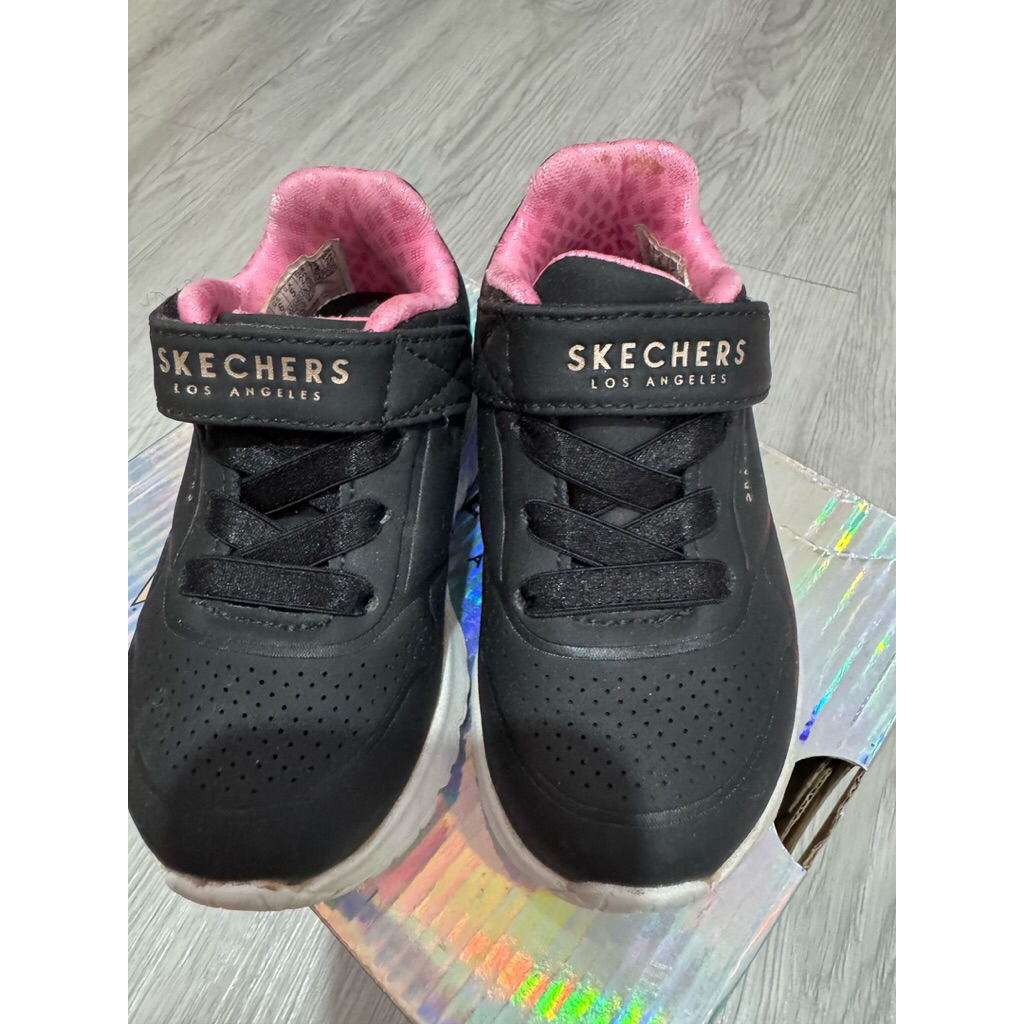 Skechers uno lite kids preloved/sepatu skechers anak preloved/sepatu sneakers anak preloved