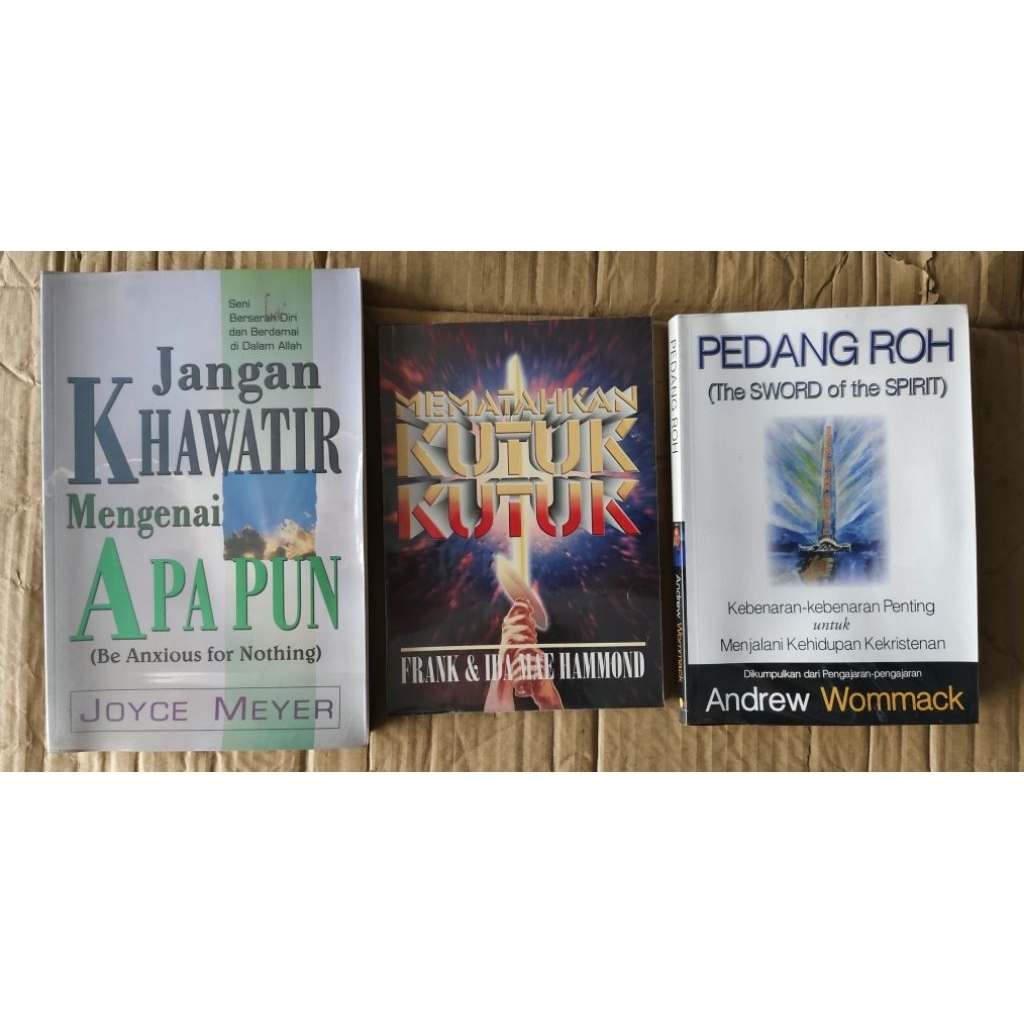 Buku rohani 3 buah